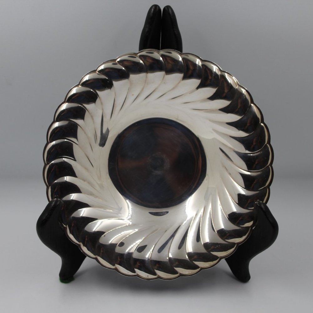 W. Rogers Bon Bon Dish #3848